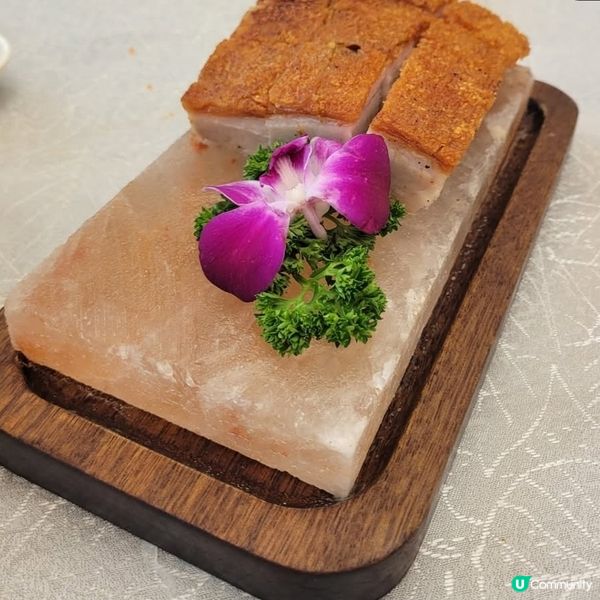 囍雲軒帶來一埸美食視覺及味覺享受之旅，未品嚐已相機先食，賣相...