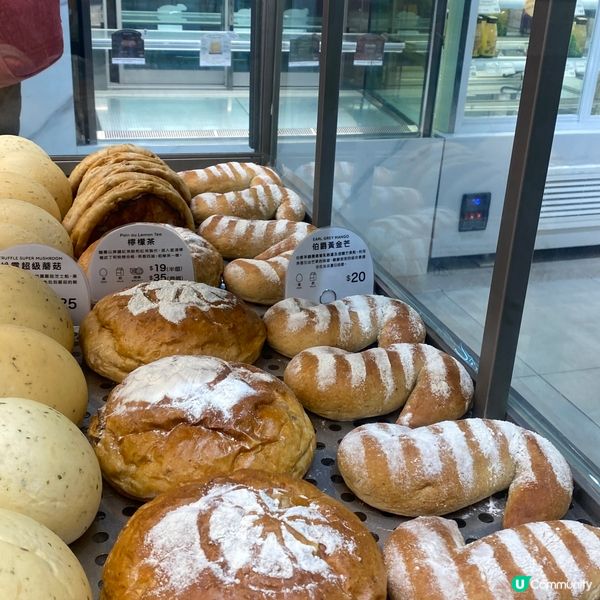 呢間麵包舖啲麵包,價錢真係有啲貴!之前食過覺得味道CP值未必...