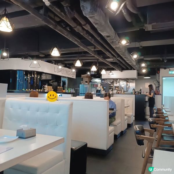 旺角樓上餐廳打卡 📸  環境舒適，景觀一流！