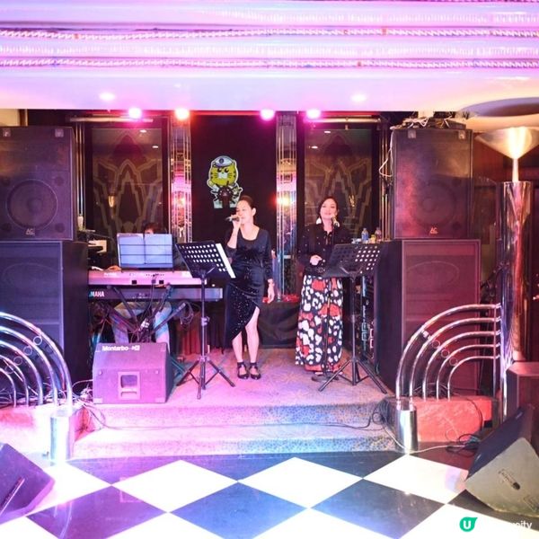 洋紫荊維港遊：美食與夜景的浪漫海上之旅