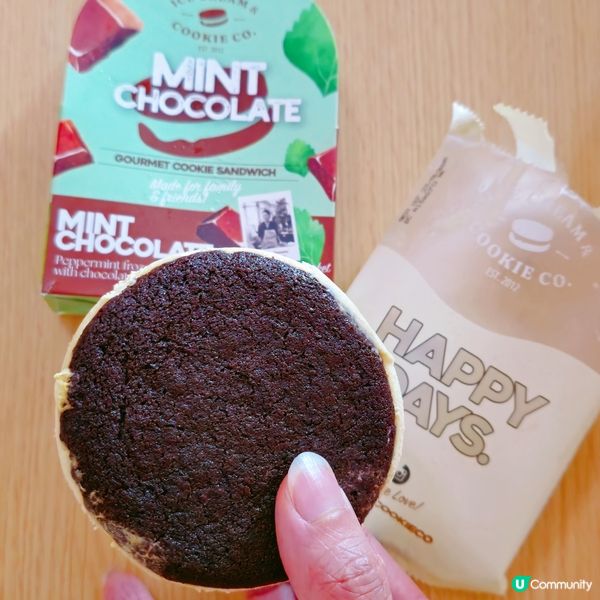 🤤 特價情報新加波手工雪糕，薄荷朱古力味正到爆！