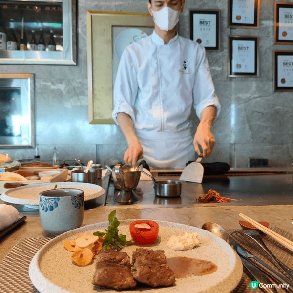 我同老友去咗The ONE 19樓嘅「鐵板燒海賀」食晏，呢間...