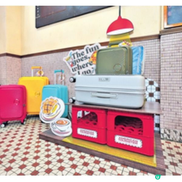 American Tourister聯乘港式茶餐廳 送行李牌