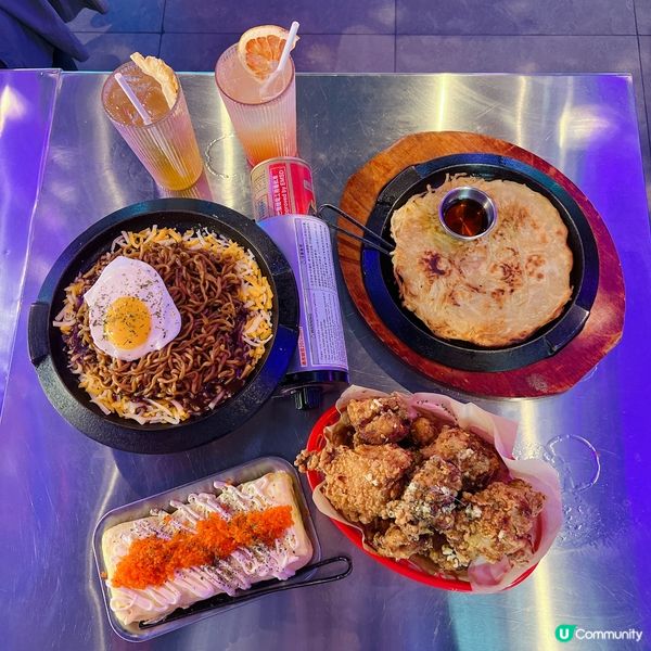 尖沙咀Y2K玩味風主題餐廳