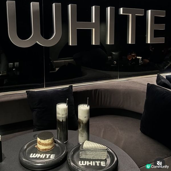 台中西區必去黑白風打卡Cafe🔥食物環境氣氛有驚喜🖤🤍