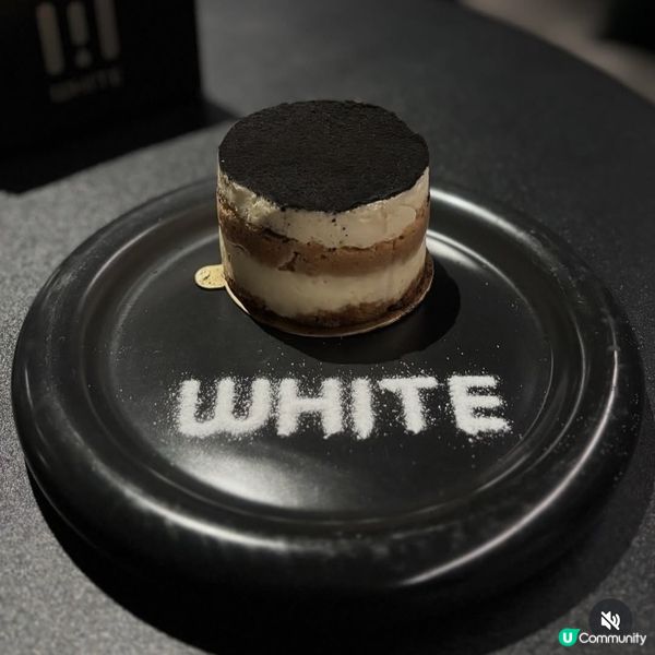 台中西區必去黑白風打卡Cafe🔥食物環境氣氛有驚喜🖤🤍