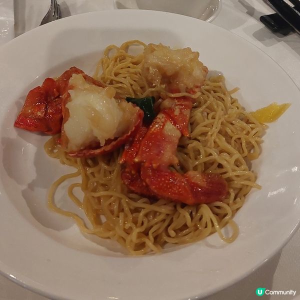 餐廳戶外望向悉尼歌劇院及大橋🌉