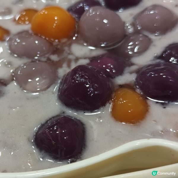 仙草龍眼冰激戰足料芋圓喳咋