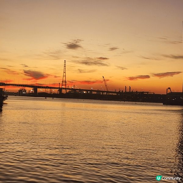 墨爾本Docklands睇日落，交通方便，在市中心，步行或搭...