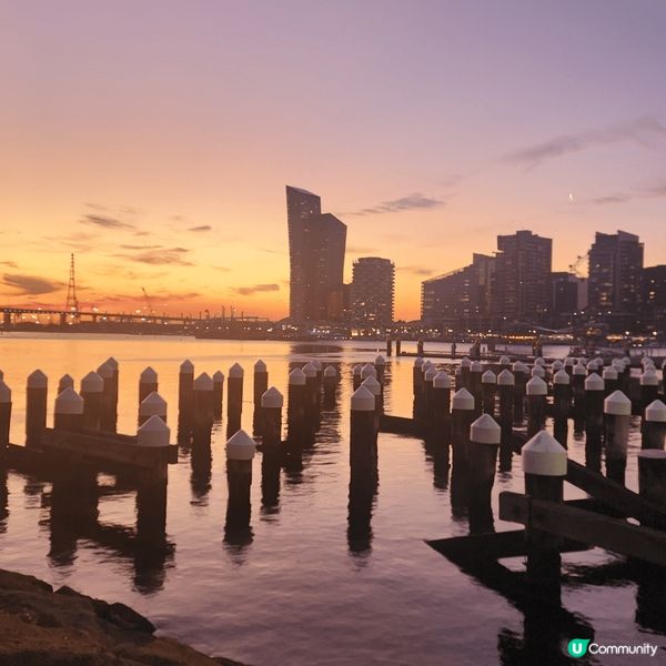 墨爾本Docklands睇日落，交通方便，在市中心，步行或搭...