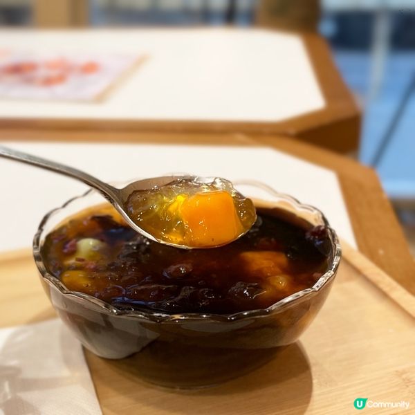 復活節宅家嘆甜品 🍨  一家三口去小甜頭 👨‍👩‍👧