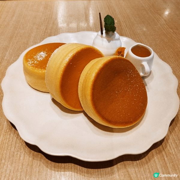 PHI Coffee & Pancake 的原味梳乎厘蓬鬆輕...