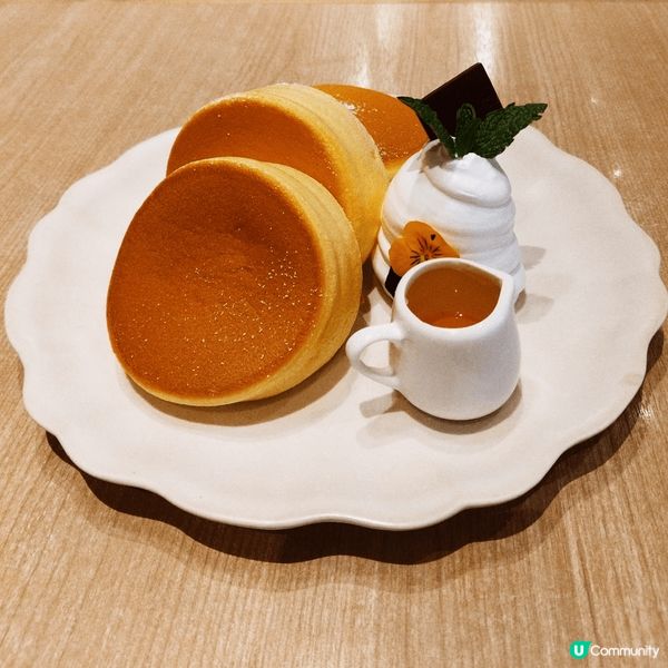 PHI Coffee & Pancake 的原味梳乎厘蓬鬆輕...