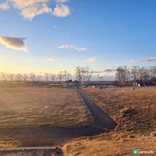 北海道旅遊🥳十勝之丘公園🔔音更花時計🕐欣賞日落風景🌅