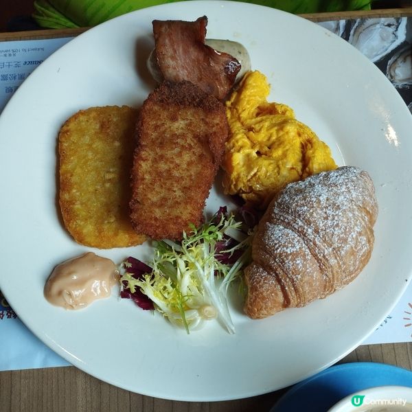 酒店的餐廳食早餐