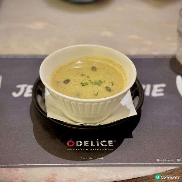 品嚐法式特色海鮮拼盤點心套餐