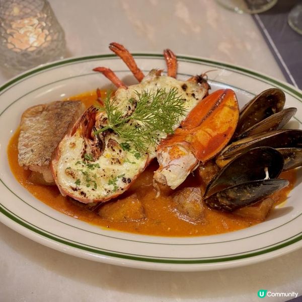 品嚐法式特色海鮮拼盤點心套餐