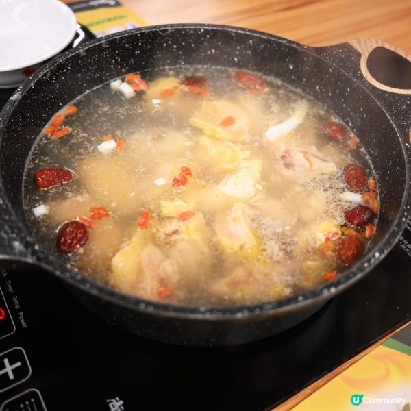 2.5個鐘任食任飲鷄煲火鍋