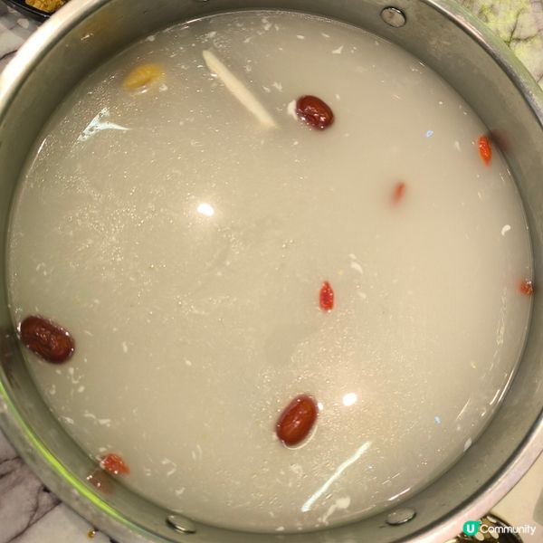 尖沙咀有一間阿爺八鮮鍋性價比高