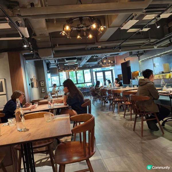 旺角美式cafe超大份🥩