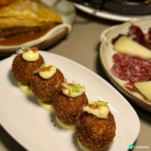 中環大館內的西班牙餐廳💕百年歷史🤩母親節慶祝好去處👩🏻‍🦰