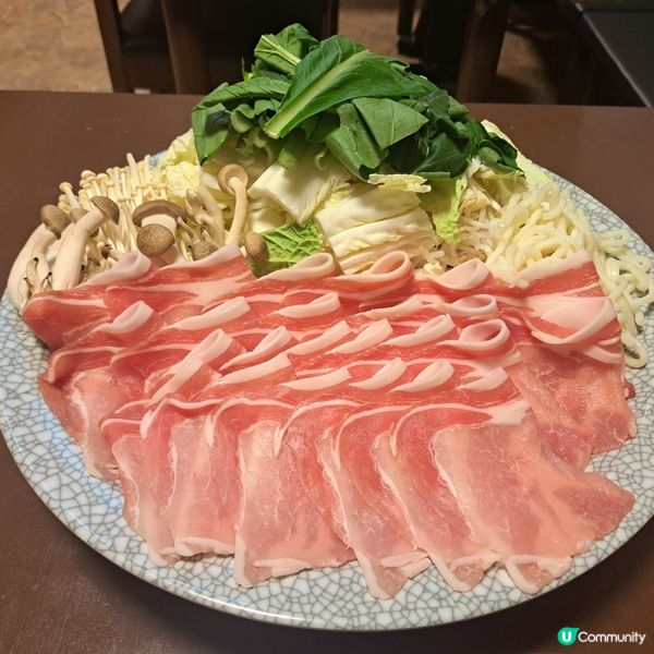 北海道必食！豚肉涮涮鍋配巨型刺身 🤤