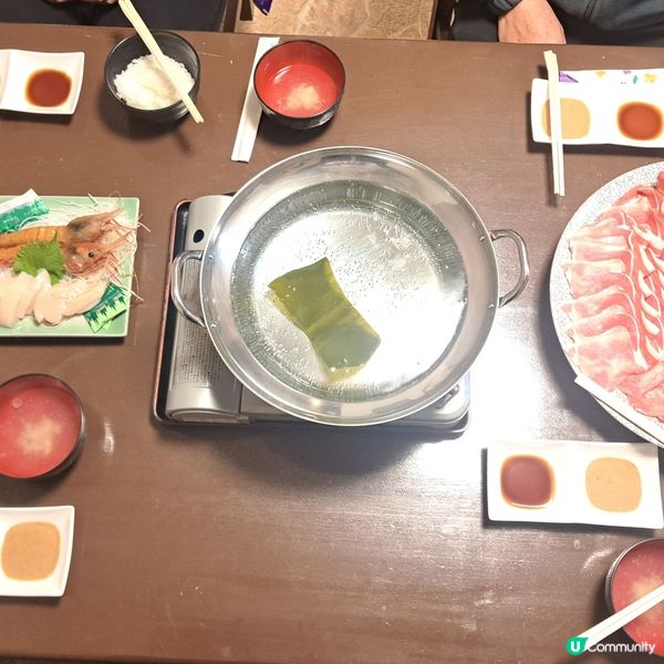 北海道必食！豚肉涮涮鍋配巨型刺身 🤤