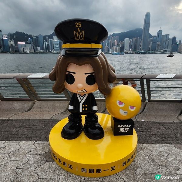尖沙咀星光大道五月天Mayday巨型公仔打卡