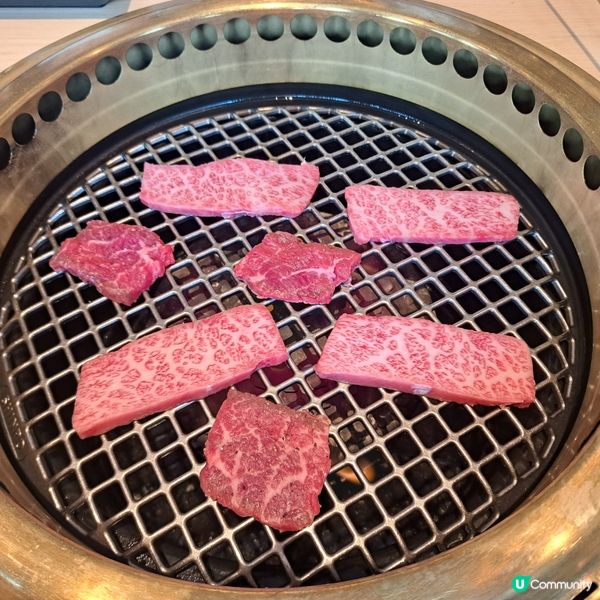 燒肉控必試🔥 黎到唔仿試下呢間燒肉！午餐抵食到爆，百幾