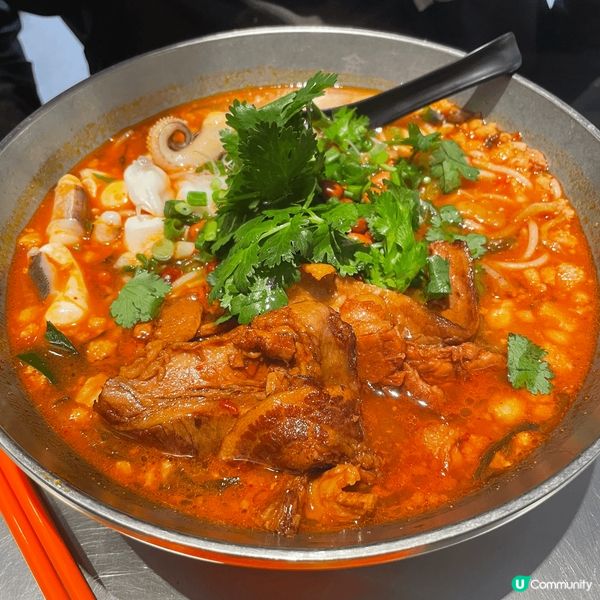 已經聽過金西南米線好好食好耐，一直都想試，不過住九龍嘅我好少...