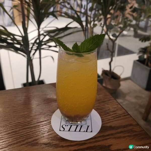 人氣西班牙餐廳，經常爆滿，記得提前 book 枱。餐廳有二人...