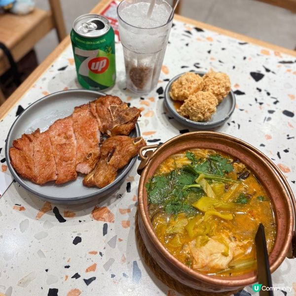 人氣旺角銅鍋米線🍜