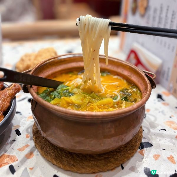人氣旺角銅鍋米線🍜