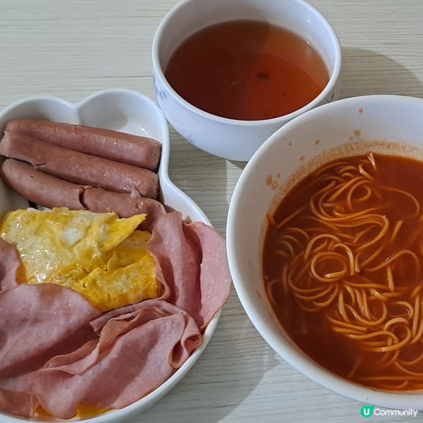 自煮足料常餐😋✌️