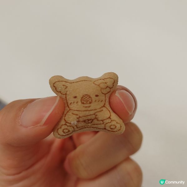 泰國限定菠蘿味熊仔餅🍍