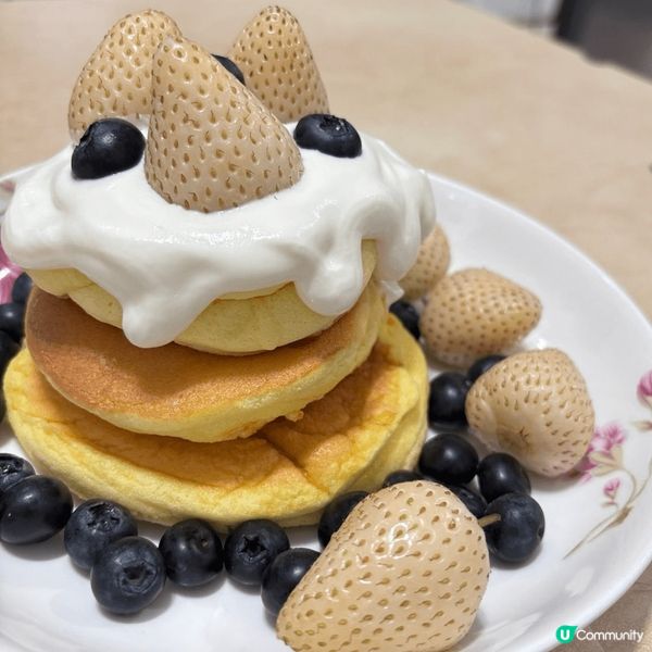 在母親節當天，第一次自己在家用平底鍋做出來的舒芙蕾。雖然賣相...