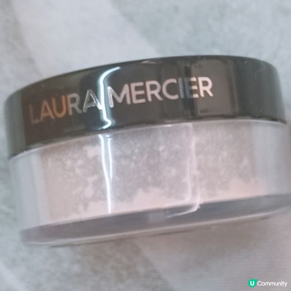 🌸粉嫩透亮蜜粉，自然柔焦透光！