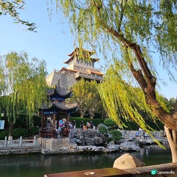 中國濟南黑虎泉, 大明湖