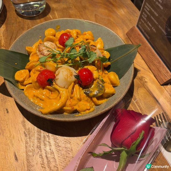 ## 猛男侍應😍泰菜正宗🔥生日必去餐廳🎉