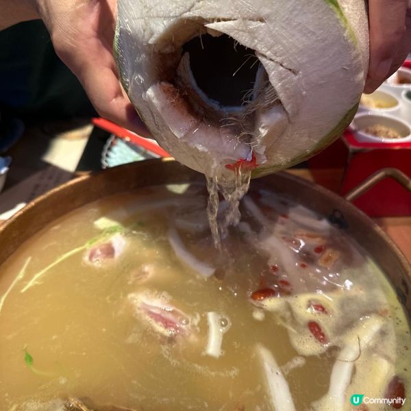 中國古典氣息餐廳🌸超足料椰子雞湯底