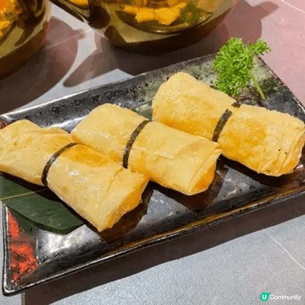 今次同爸爸媽媽一齊嚟到觀塘有特色嘅點心店「龍點心」。每款點心...