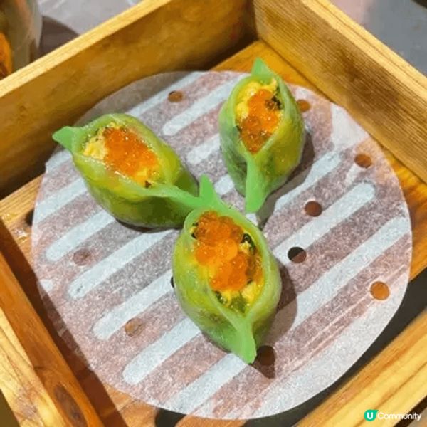 今次同爸爸媽媽一齊嚟到觀塘有特色嘅點心店「龍點心」。每款點心...