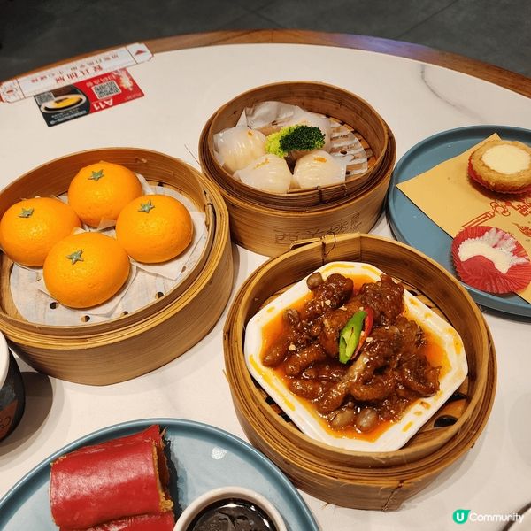 北上東莞飲茶  點心精緻, 價錢有點貴, 味道很好,可以一試...