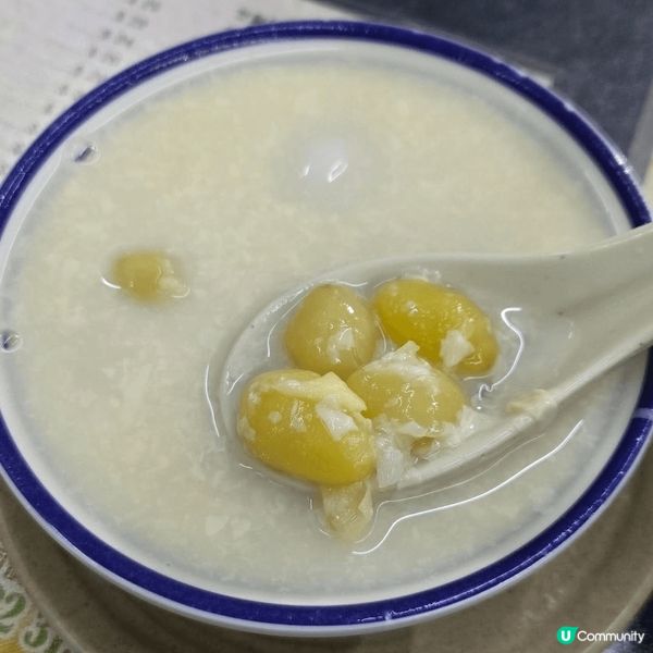 我最鍾意食白果腐竹糖水㗎！已經好難搵到真係有好多白果係裏面啦...