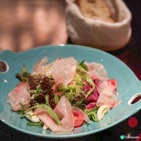 之前復活節加上慶祝生日同兩個朋友Book左大館Catina食...