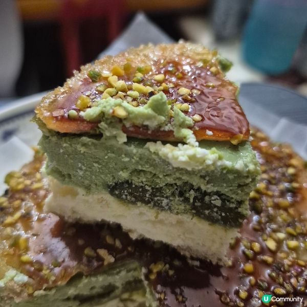 東海堂-新出的焦糖開心果燉蛋芝士蛋糕😋