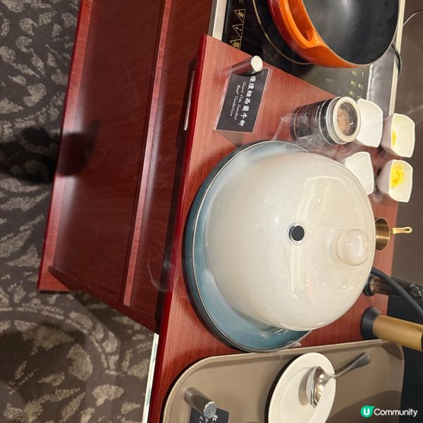 六國酒店自助餐 Le Menu | 限時54折|龍蝦扣鮑魚片...