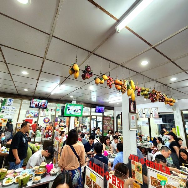 憑著一煲酸辣公仔麵熱爆曼谷，超長人龍米芝蓮街頭名店