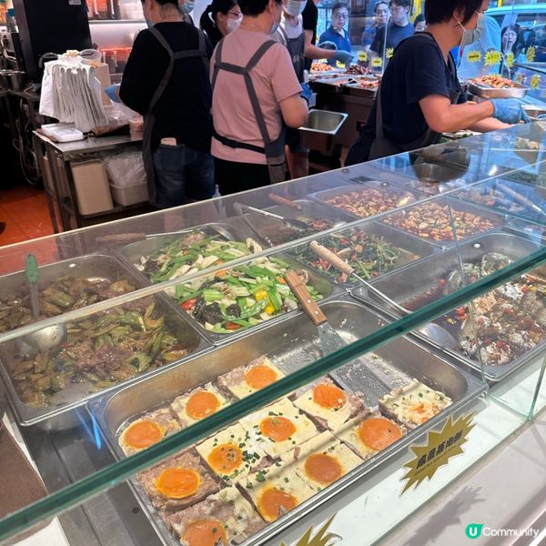 權發小廚兩餸飯，平靚正！😋 觀塘街坊至愛！