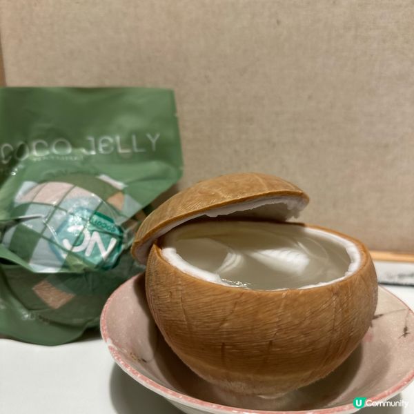 椰皇啫喱，泰國直送！🥥😋 拆開即食，清涼解渴！